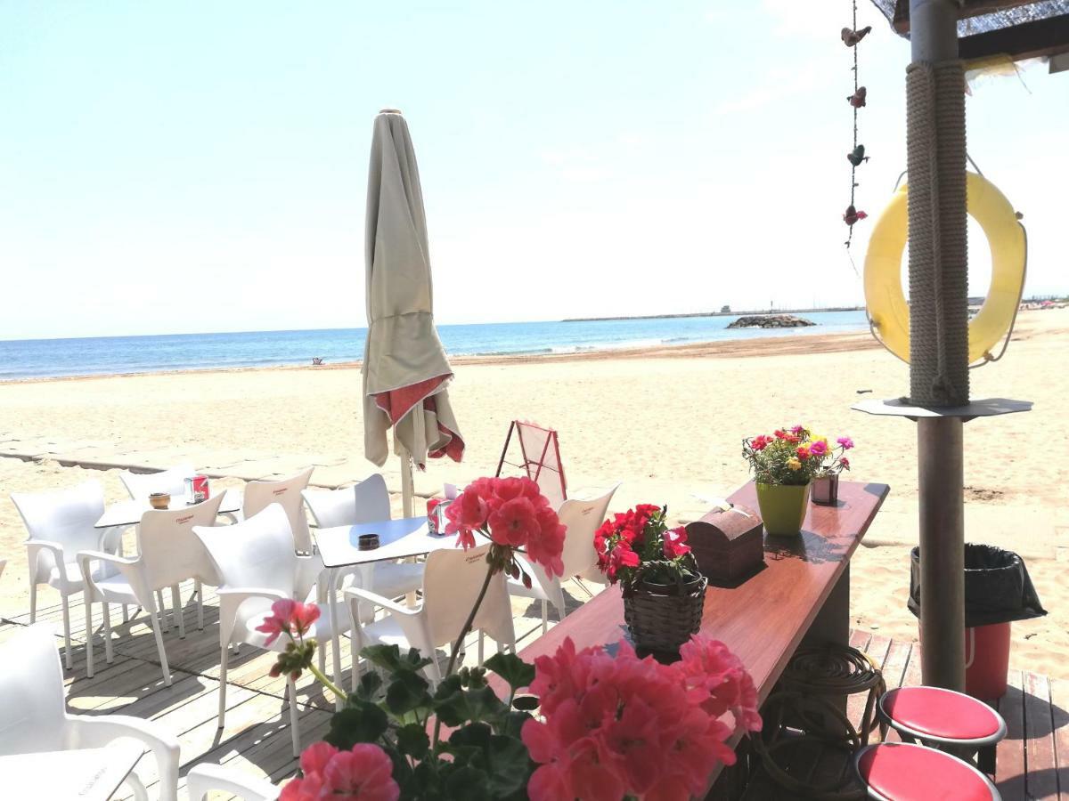 Cunit Playa Apartment Bagian luar foto