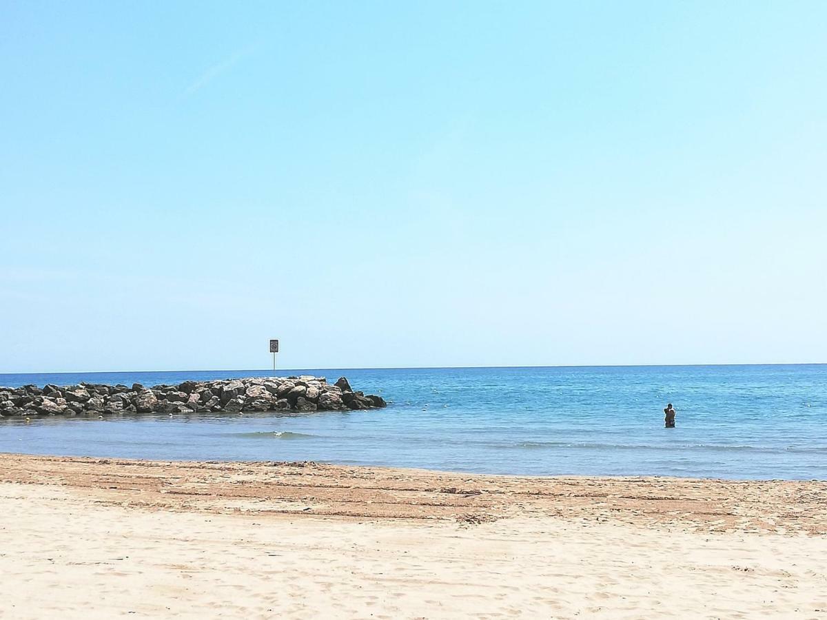 Cunit Playa Apartment Bagian luar foto