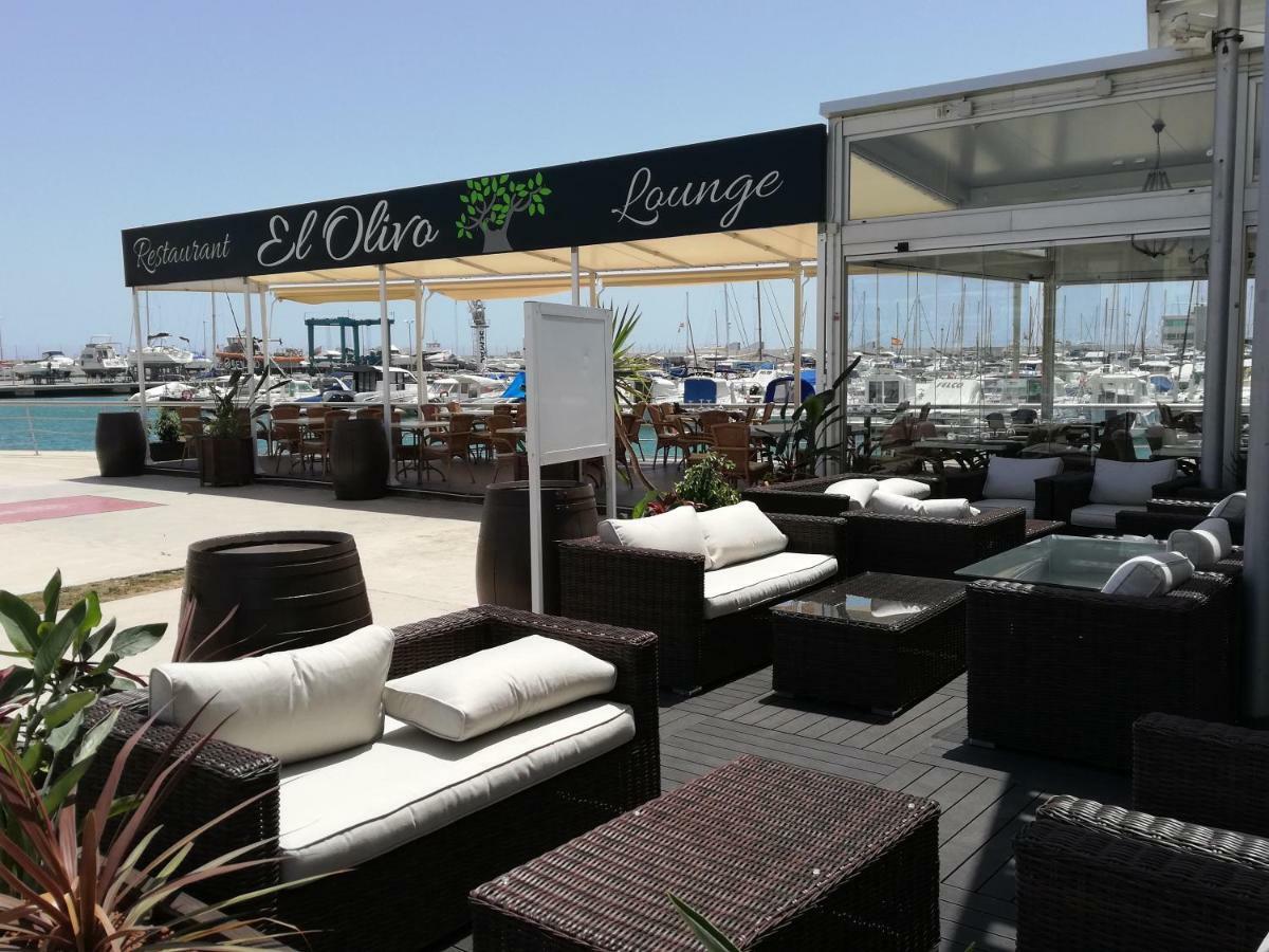 Cunit Playa Apartment Bagian luar foto