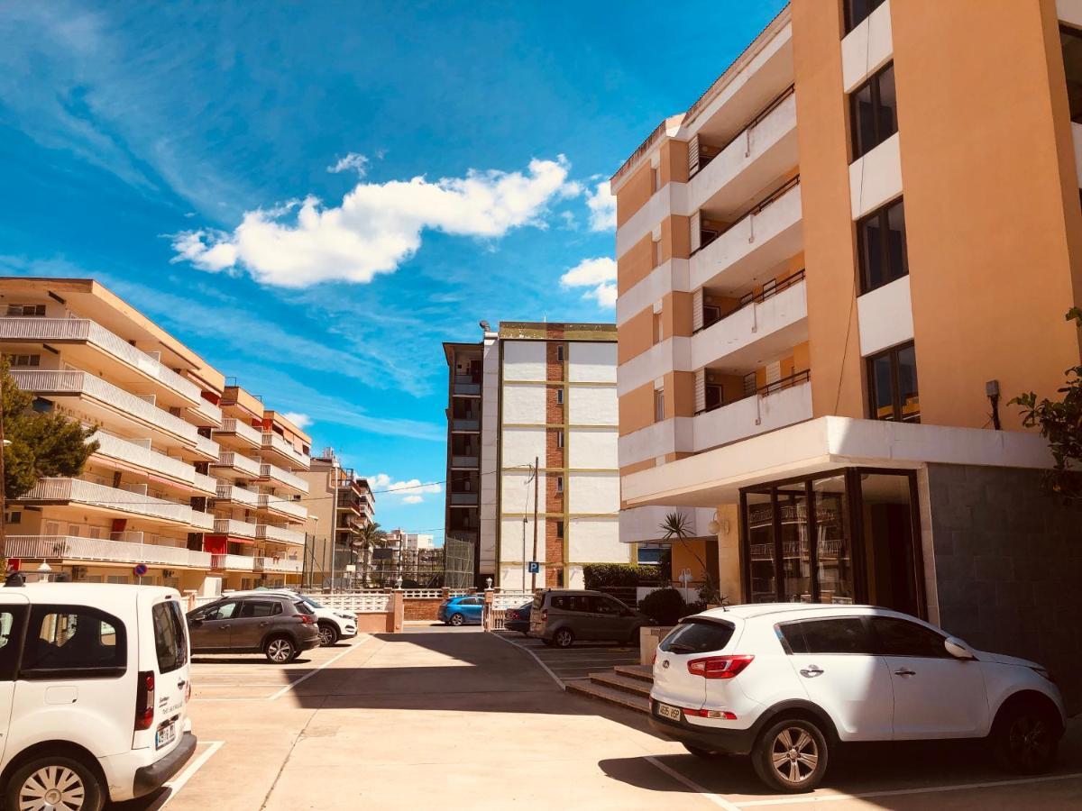 Cunit Playa Apartment Bagian luar foto